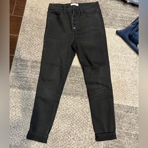 Vervet black skinny jeans size 29. EUC
